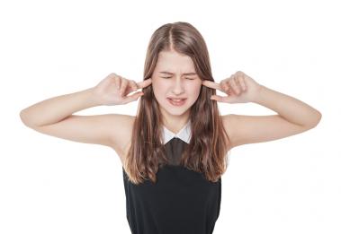 听觉过敏怎么回事？适合戴助听器吗？
