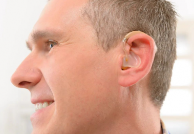 这些关于助听器的认知都是错误的！助听器没那么可怕